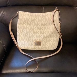 Michael Kors Crossbody